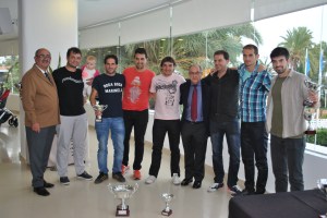 Entrega premios, ¡Campeones!